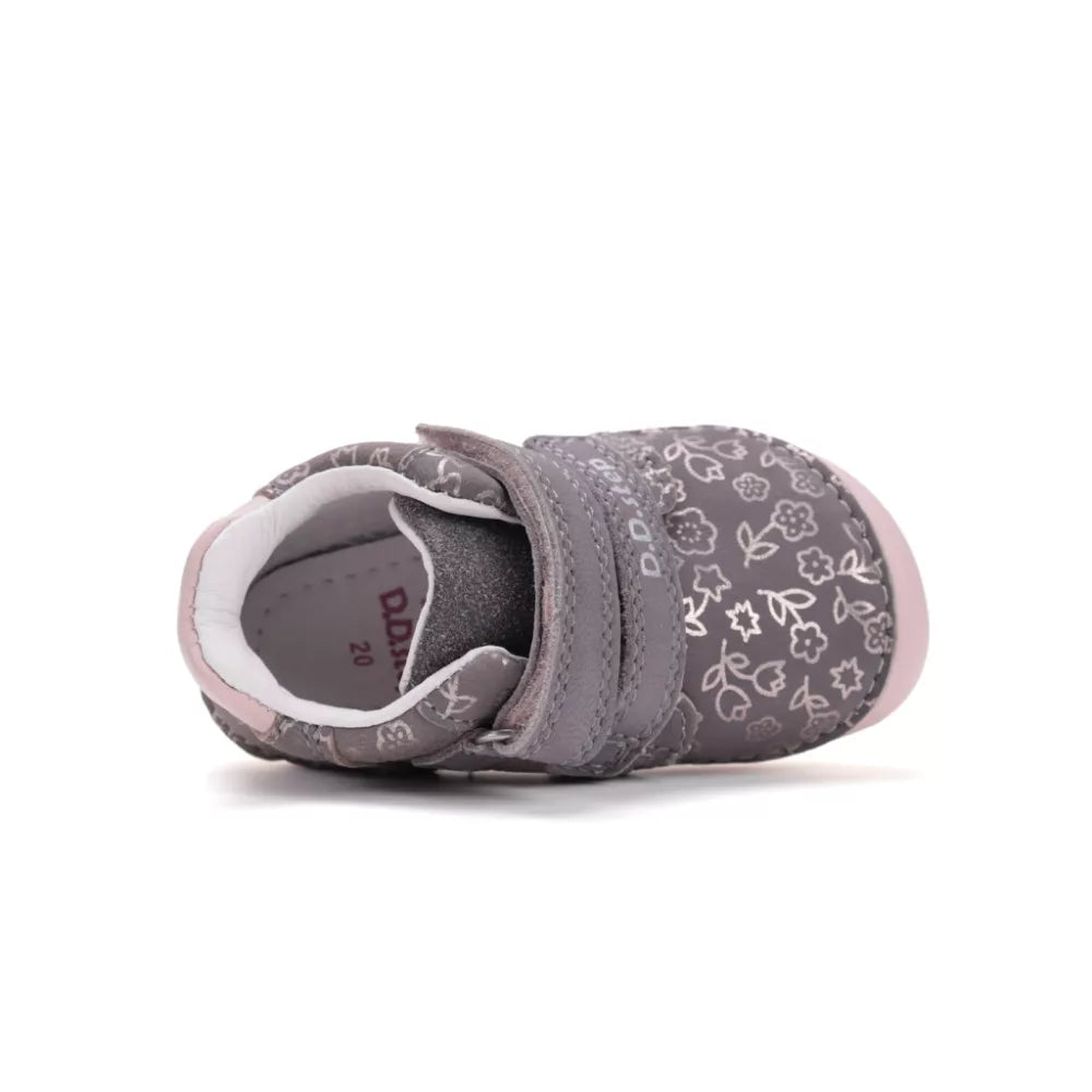 D.D.STEP DARK GREY GYEREK ZÁRT CIPŐ S070-52724B- Virág mintákkal
